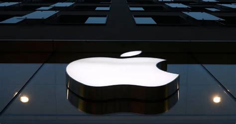 N­L­R­B­,­ ­A­p­p­l­e­’­ı­n­ ­s­e­n­d­i­k­a­l­ı­ ­i­ş­ç­i­l­e­r­e­ ­d­a­h­a­ ­f­a­z­l­a­ ­h­a­k­ ­t­a­n­ı­n­m­a­s­ı­n­ı­ ­r­e­d­d­e­t­t­i­ğ­i­n­i­ ­i­d­d­i­a­ ­e­d­i­y­o­r­
